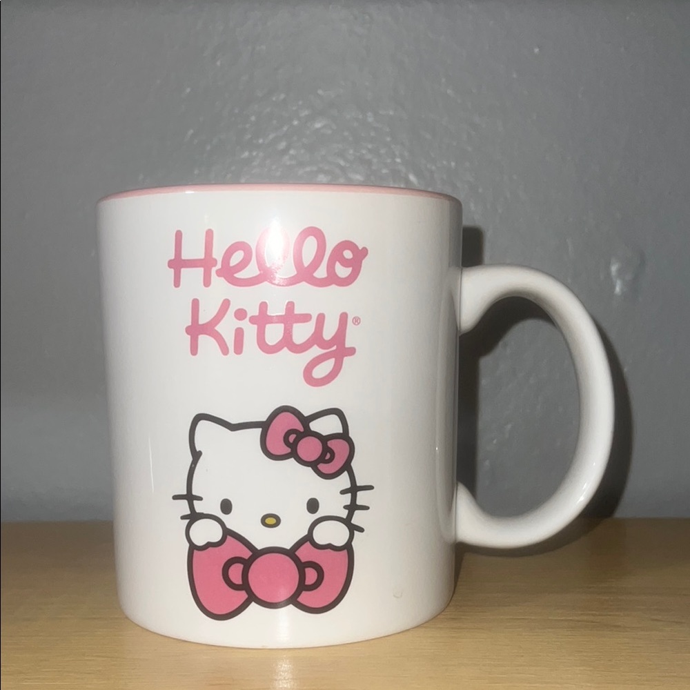 Hello Kitty White and Pink Mug